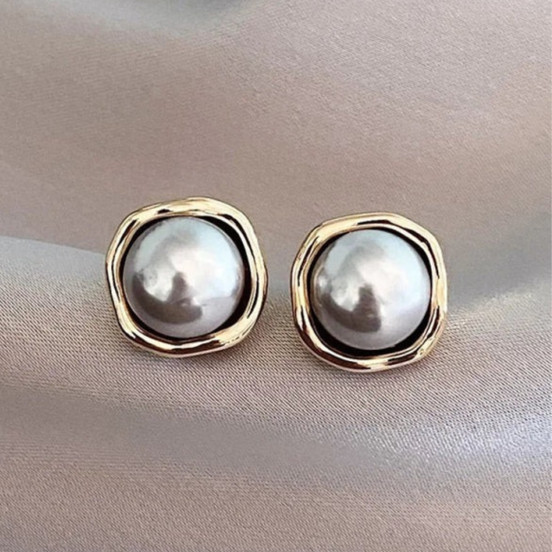 STYLISH BLACK PEARL EARRINGS